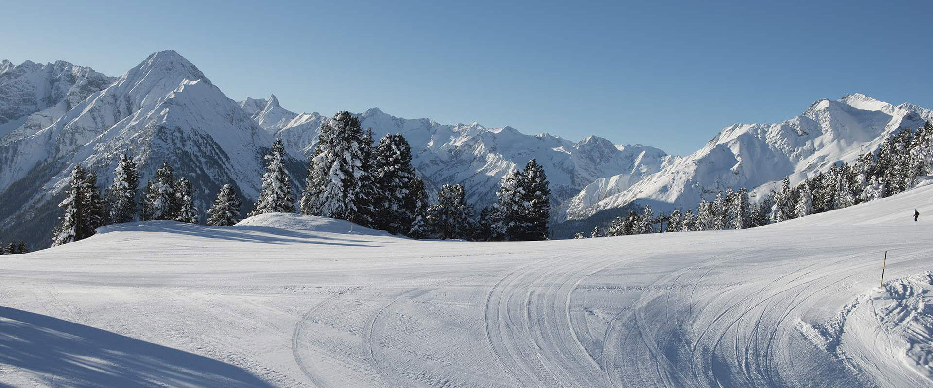 Ski hire Mayrhofen Centre hervisrent.at